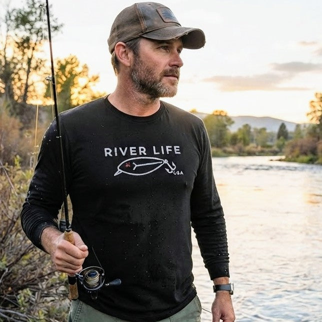 Red X-Eye Lure | Long-Sleeve Men’s T-Shirt
